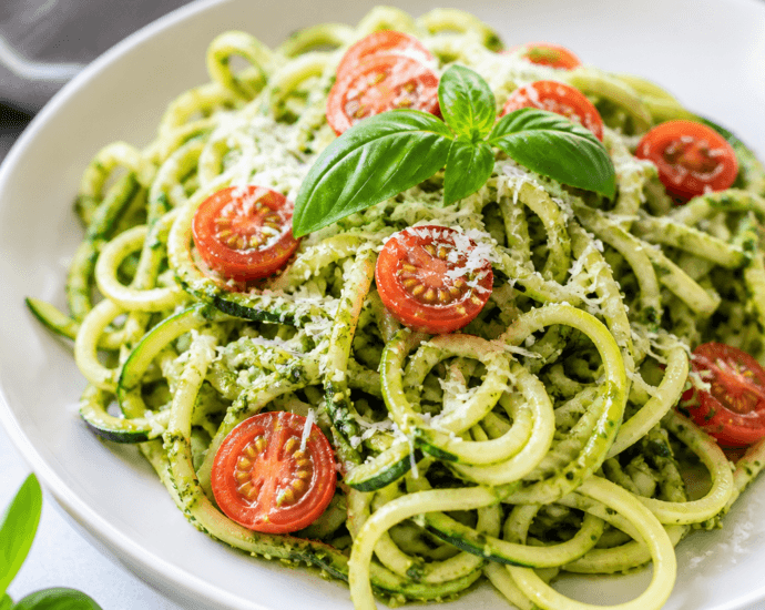 Zucchini Noodle Pasta with Pesto