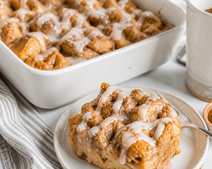 Cozy Cinnamon Roll Bread Pudding Recipe